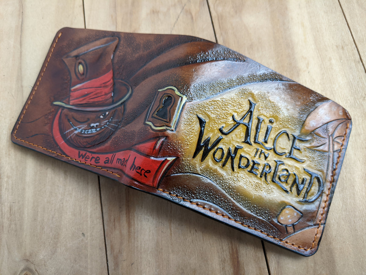 M1O8, Alice in Wonderland Cheshire Cat Bifold Leather Wallet