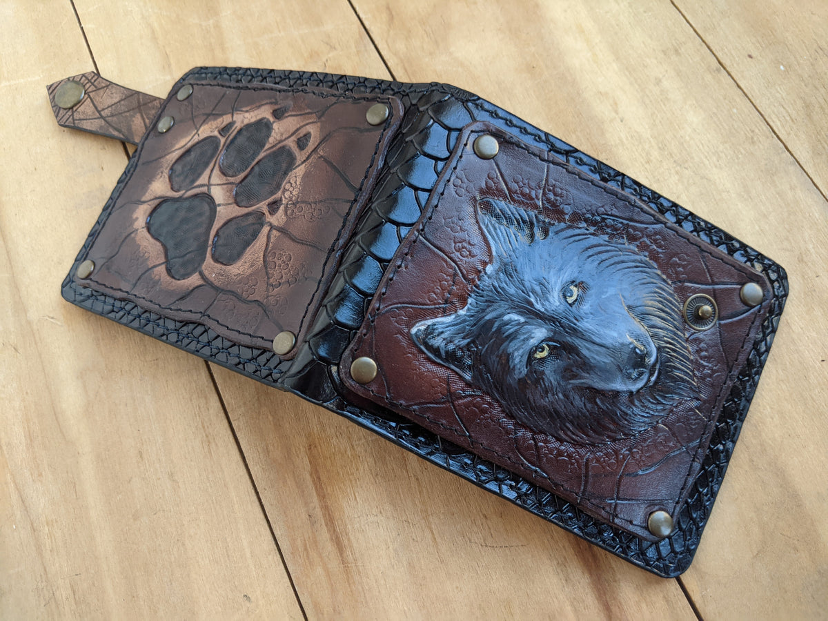 M1A15, Gray Wolf Paw Handmade Embossed Bifold Leather Wallet