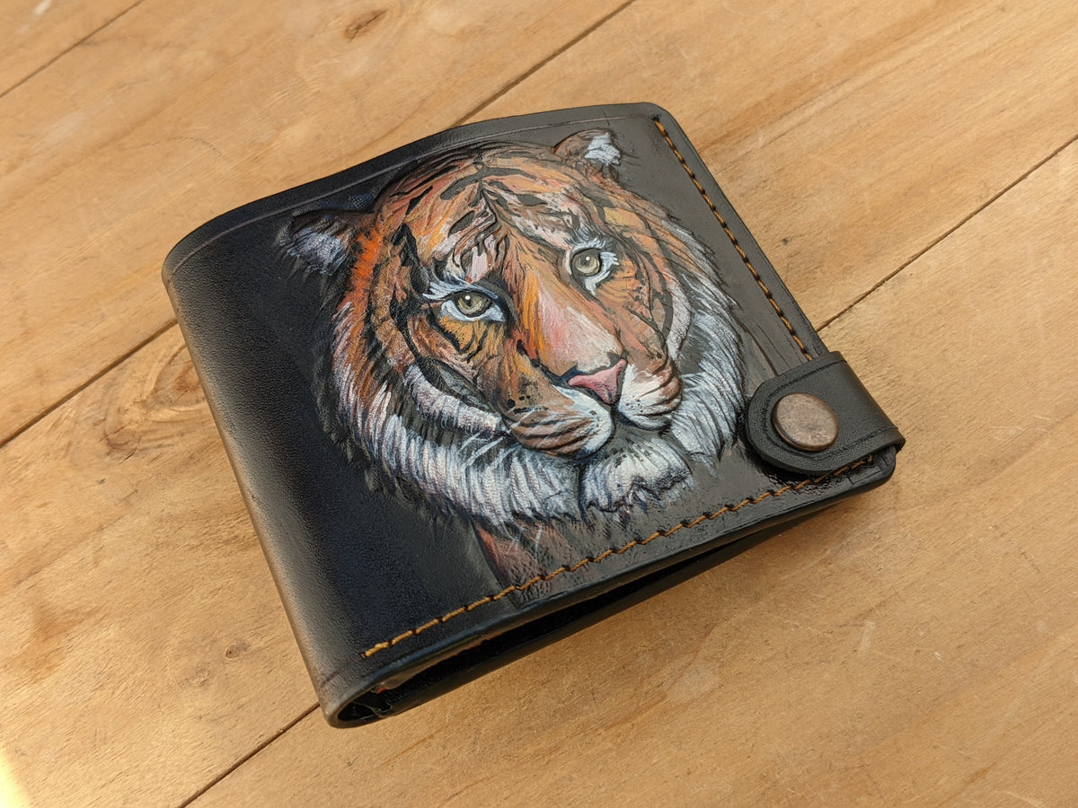 M1A16, Bengal & Siberian Tiger Big Cat Bifold Leather Wallet